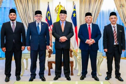 Kunjungan Hormat YBhg. Tan Sri Rastam Mohd Isa