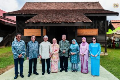 540697337_1240959254711065_8656924651681620027_n Yang di-Pertua Negeri Melaka dan YABhg. Toh Puan Datuk Wira (Dr.) Hajah Asmah binti Ab Rahman mengadakan lawatan ke Temasya Warisan Pahang