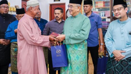 Solat Jumaat di Masjid Al Istiqlal, Jalan Chengal, Taman Merdeka