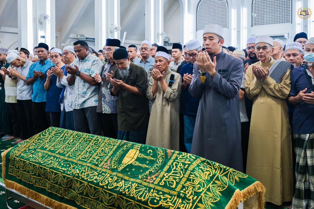 Solat Jenazah kepada Allahyarham PPj
