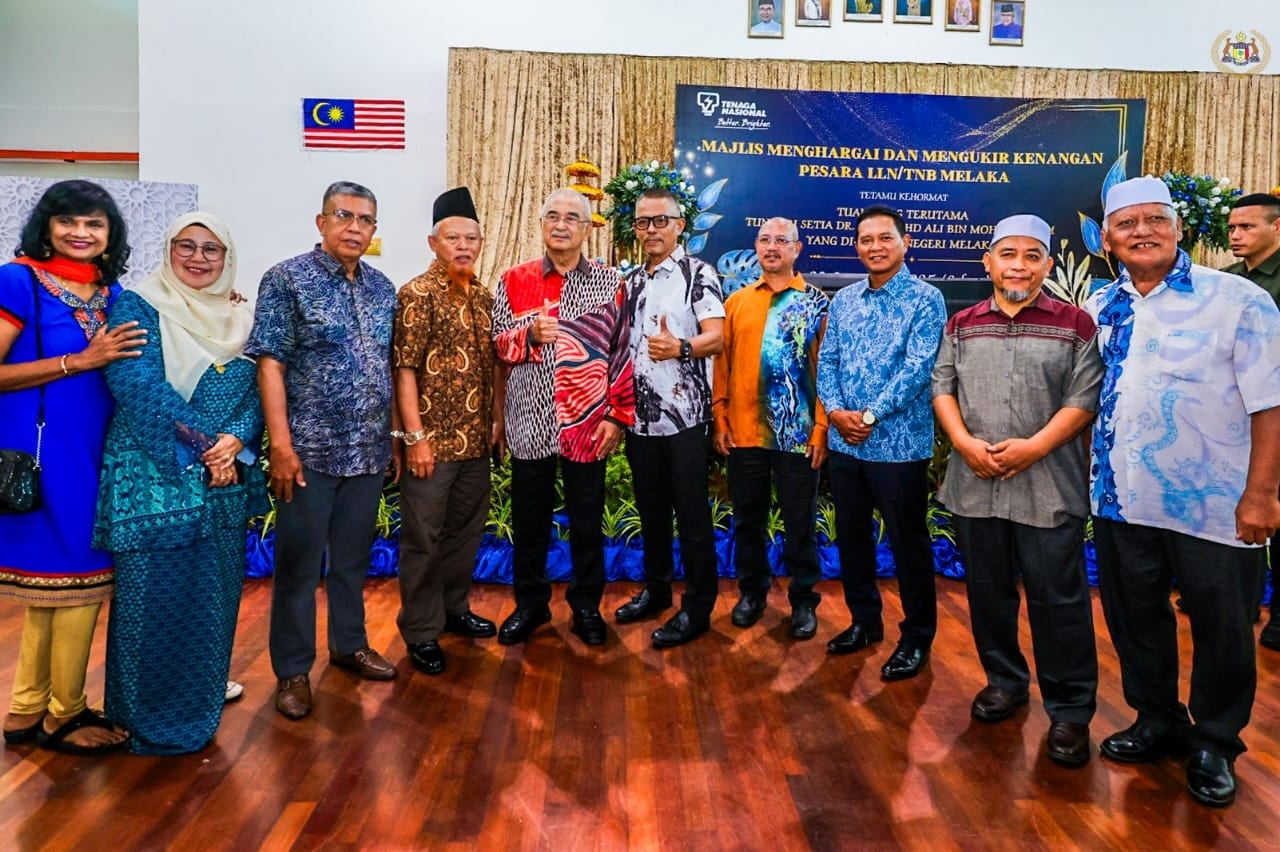 Majlis Menghargai dan Mengukir Kenangan TYT Yang di-Pertua Negeri Melaka Bersama Pesara-Pesara CEB/LLN/TNB Negeri Melaka