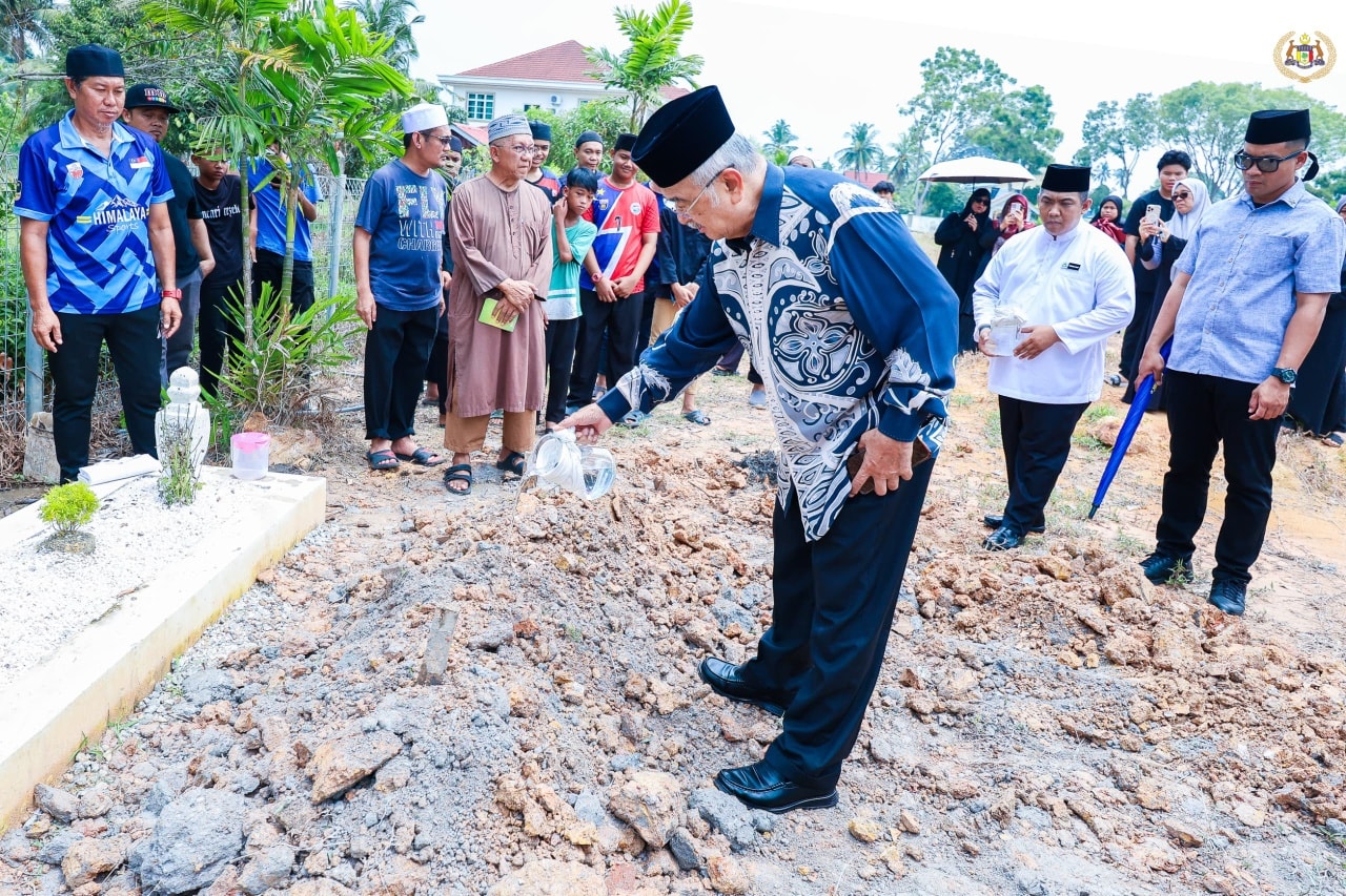 pemergian ayah kepada Cik Nur Ain binti Mohd Nasir