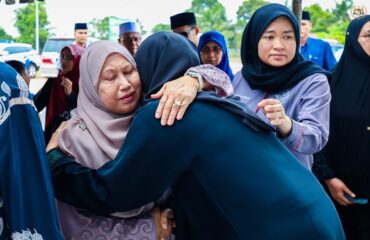 pemergian ayah kepada Cik Nur Ain binti Mohd Nasir