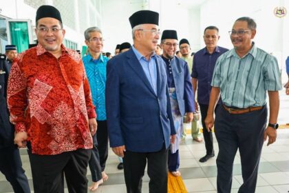 Solat Jumaat di Kompleks Islam Tuanku Muhriz di Universiti Sains Islam Malaysia (USIM)