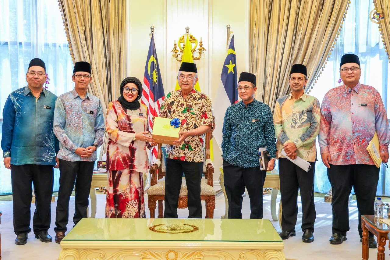 Kunjungan Hormat daripada YBhg. Dato' Haslina binti Abdul Hamid