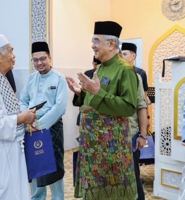 560345423_1276810741125916_8075243323599073803_n Solat Jumaat di Masjid As-Sabirin, Kampung Gelam, Tanjung Kling