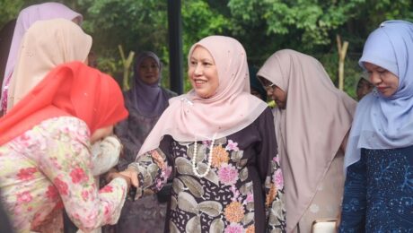 Majlis Santunan Kasih Isteri Menteri - Menteri Agama