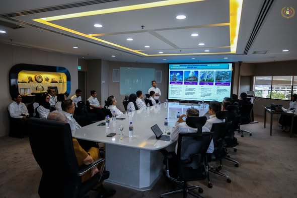 Lawatan ke Malaysia Refining Company Sdn. Bhd. (MRCSB) di Melaka Energy Park, Sungai Udang