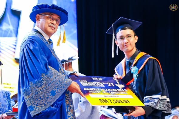 Majlis Konvokesyen Ke-21 UTeM