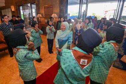 Tetamu Kehormat ke Majlis Centennial Hi-Tea Sempena Sambutan 100 Tahun Pandu Puteri Melaka