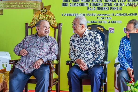 Majlis Peluncuran Buku "Never Fully Invest At All Times" dan Peluncuran Tahun Bisnes Operasi Angkasa Perlis 2026 