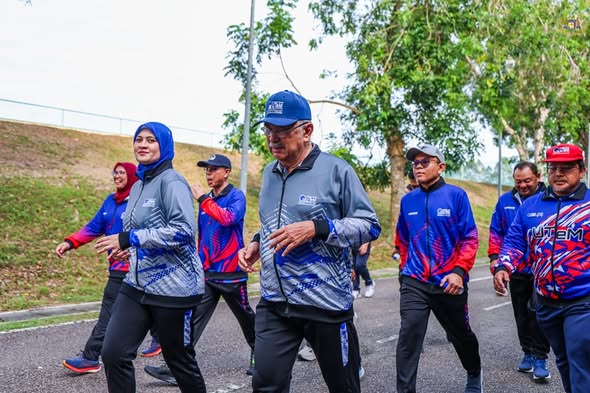 Pelancaran Karnival Hari Keluarga UTeM sempena Sambutan Jubli Perak UTeM ke-25 Tahun