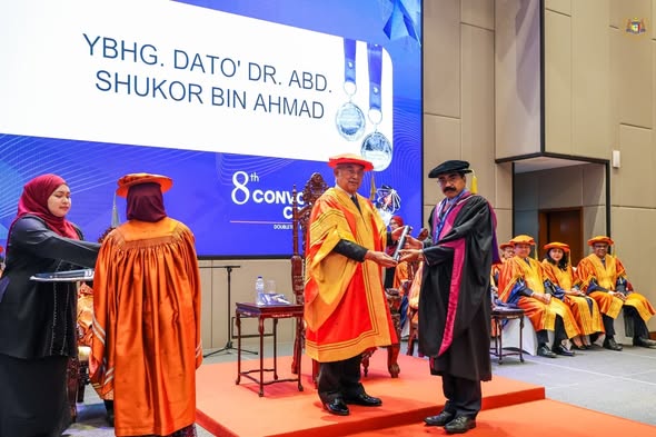 Majlis Istiadat Konvokesyen ke-8 Universiti Perdana