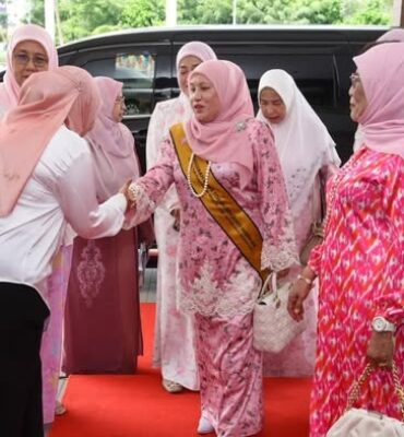 595319338_1327538712719785_3092590401283676214_n Majlis Hi-Tea Sempena Sambutan Jubli Perak National Autism Society of Malaysia (NASOM) Melaka