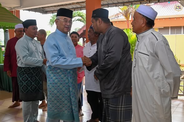 Solat Jumaat di Masjid Saidina Uthman Al-Affan, Pengkalan Minyak, Air Molek