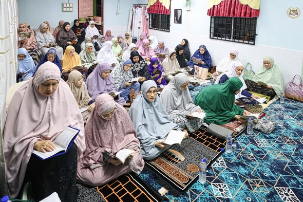 Majlis Tahlil dan Bacaan Yassin Arwah Puan Hapipah binti Ab Rahman