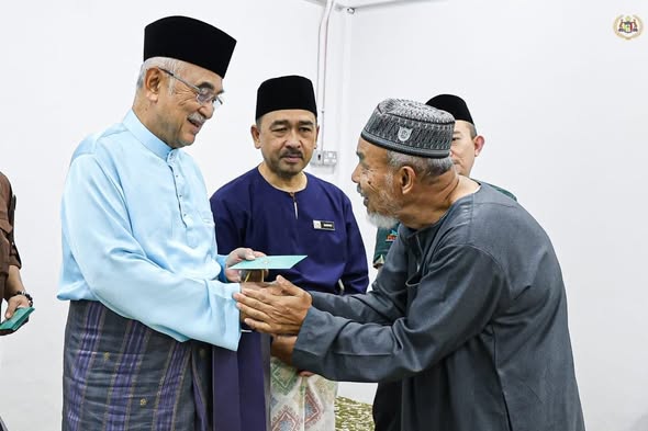 Solat Jumaat di Masjid Saidina Othman, Felda Tun Ghafar, Ayer Kangkong, Jasin