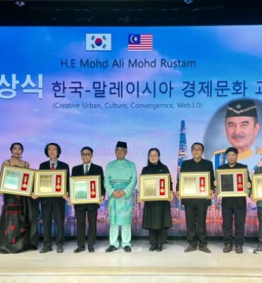 615814591_1363180142488975_6120658817864750725_n K-Cultural Dinner sempena Korean Business & Culture Meet anjuran KDS dan Dunia Melayu Dunia Islam (DMDI)