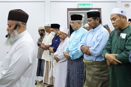 Solat Jumaat di Masjid Saidina Othman, Felda Tun Ghafar, Ayer Kangkong, Jasin