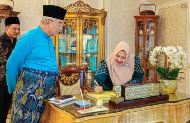 Kunjungan Hormat daripada Ibu Kasmarni, Bupati Bengkalis dan Bapak Dr. Ersan Saputra, Sekretaris Daerah (Sekda)