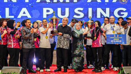 623742494_1372390688234587_6600538766424032871_n Majlis Penutup dan Penyampaian Hadiah Kejohanan Liga Bola Sepak Piala Tuan Yang Terutama Tun Seri Setia Dr. Haji Mohd Ali Bin Mohd Rustam (Governor Cup) Edisi Keempat Dan Liga Bola Jaring Piala Yang Amat Berbahagia Toh Puan Datuk Wira (Dr.) Hajah Asmah Binti Ab Rahman