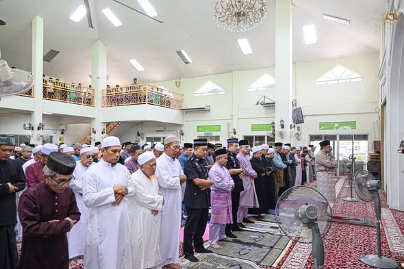 Solat Jumaat di Masjid Jamek Al-Huda, Tambak Balai Panjang, Melaka