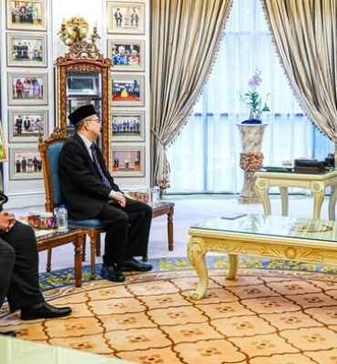 Perjumpaan bersama Yang Arif Tuan Darmafikri bin Abu Adam, Pesuruhjaya Kehakiman Mahkamah Tinggi Sungai Petani, Kedah; YBrs. Tuan Nor Hisham Ibrahim, Timbalan Ketua Pengarah (Pengurusan), Agensi Penguatkuasaan Maritim Malaysia dan YBhg. Dato Dr. Abdul Gapar bin Abu Bakar, Timbalan Ketua Pengarah Bahagian Pelaksanaan Operasi (Operasi), Agensi Pengurusan Bencana Negara (NADMA)