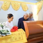 Memberikan Penghormatan Terkahir kepada Mendiang Encik Lim Ah Seng, ayah kepada YBhg Datuk Ginie Lim, Ketua Pegawai Eksekutif Invest Melaka Berhad