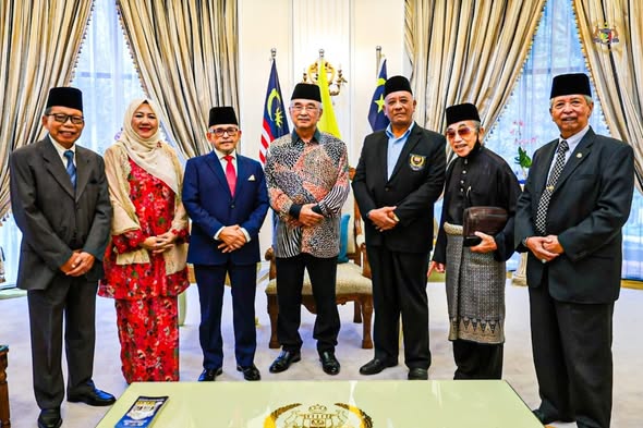 Kunjungan Hormat dariapda YBhg. Tan Sri Dato' Sri Dr. Abdul Aziz bin Abdul Rahman, Presiden Majlis Bekas Wakil Rakyat Malaysia (MUBARAK)