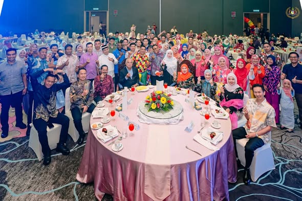 Majlis Makan Malam Tahunan Anjuran Kelab Sukan Dan Kebajikan Istana Melaka (KESKIM)
