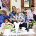 Cikgu Datuk Hamzah Bajuri dirumahnya di Bukit Palah Melaka