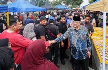 Meluangkan masa berkunjung ke Bazar Ramadan Peringgit