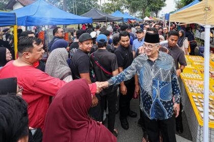 Meluangkan masa berkunjung ke Bazar Ramadan Peringgit