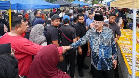 Meluangkan masa berkunjung ke Bazar Ramadan Peringgit