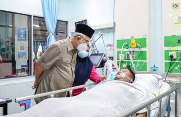 640131698_1392423456231310_5989624230670520342_n Menziarahi KPL Mohammad Farhan bin Zainal, Polis Pengiring Bermotosikal dan L/KPL Masrin Juaris, Pengiring Rapat kepada TYT Yang di-Pertua Negeri Melaka