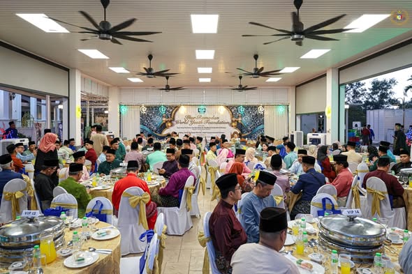 Majlis Berbuka Puasa bersama World Youth Foundation (WYF) serta Pertubuhan-Pertubuhan Bukan Kerajaan (NGO) di Istana Melaka