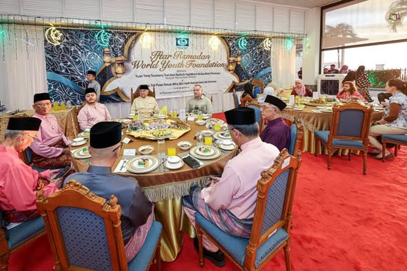 Majlis Berbuka Puasa bersama World Youth Foundation (WYF) serta Pertubuhan-Pertubuhan Bukan Kerajaan (NGO) di Istana Melaka