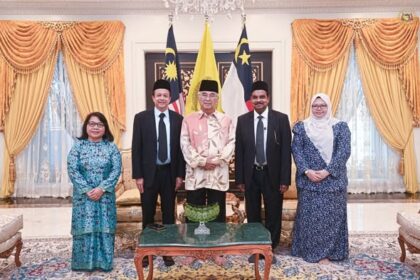 unjungan Hormat daripada YA Tuan Suria Kumar A/L Durairaj Johnson Paul, Hakim Mahkamah Tinggi 1 Melaka dan YA Dato' Sri Raja Segaran A/L S. Krishnan, Hakim Mahkamah Tinggi 3 Melaka