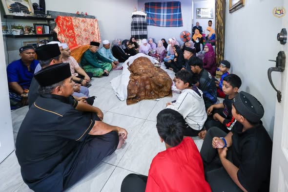 Penghormatan Terakhir kepada Allahyarhamah Hajah Patimah binti Aman di Masjid Ar-Rahmah