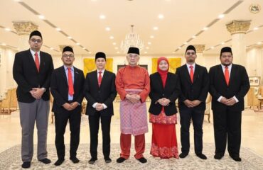 Kunjungan Hormat daripada YBhg. Profesor Dr. Mohd Izani bin Mohd Zain, Timbalan Naib Canselor (Hal Ehwal Pelajar dan Alumni) Universiti Malaysia Terengganu di Istana Melaka, Bukit Beruang