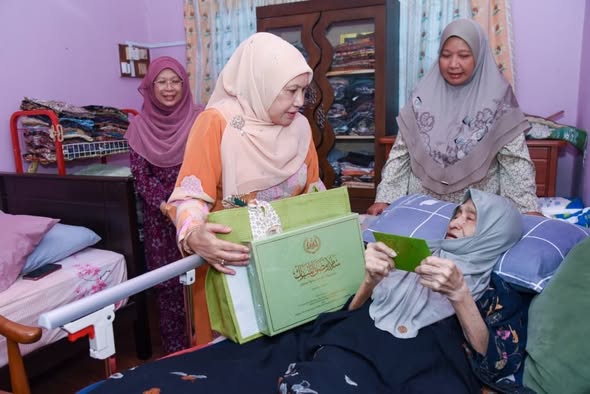 Program Ziarah Kasih kepada isteri mantan-mantan Ahli Dewan Undangan Negeri (ADUN) Negeri Melaka