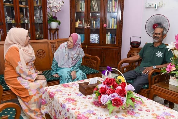 Program Ziarah Kasih kepada isteri mantan-mantan Ahli Dewan Undangan Negeri (ADUN) Negeri Melaka
