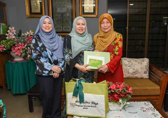 Program Ziarah Kasih kepada isteri mantan-mantan Ahli Dewan Undangan Negeri (ADUN) Negeri Melaka