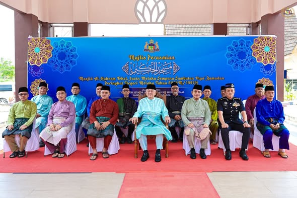 Merasmikan Masjid Al-Hakeem, Kampung Tehel, Jasin