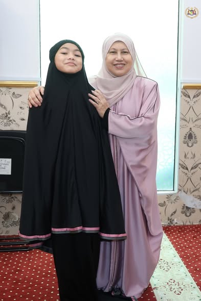 Majlis Berbuka Puasa anjuran YBhg. Datuk Wira Nur Azmi Ahmad, Setiausaha Khas kepada TYT