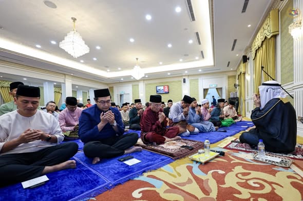 Majlis Solat Isyak dan Takbir Hari Raya Aidilfitri 1447H/2026M
