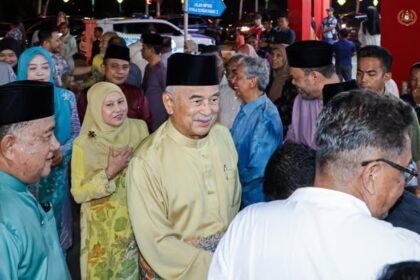 Majlis Rumah Terbuka Hari Raya Aidilfitri YB Datuk Wira Ibrahim Durum, Speaker Dewan Undangan Negeri Melaka bersama YB Datuk Rosli bin Abdullah,