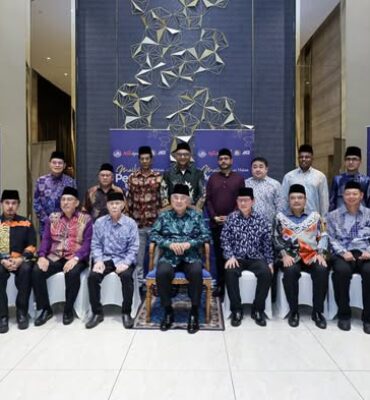 Majlis Ramah Mesra sempena Pelancaran Buku Berjudul Politik Penggabungan Dalam Sistem Politik Malaysia dan Buku Berjudul ‘’Reclaiming Resilience – Malaysian Muslims And The Quiet Fight Against Ideological Terrorism’’