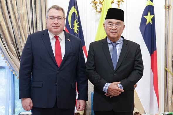 Kunjungan Hormat Encik David H. Gamble Jr., Pegawai Bahagian Kuasa Usaha Sementara, Pejabat Kedutaan Besar Amerika Syarikat