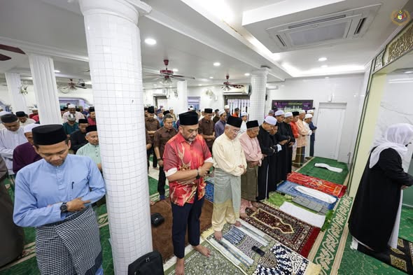 Solat Jumaat di Masjid Al-Abrar, Semabok, Melaka